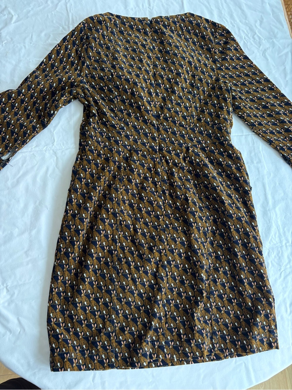 Boden Coraline Dress In Country Hare Bunny Pattern
Corduroy